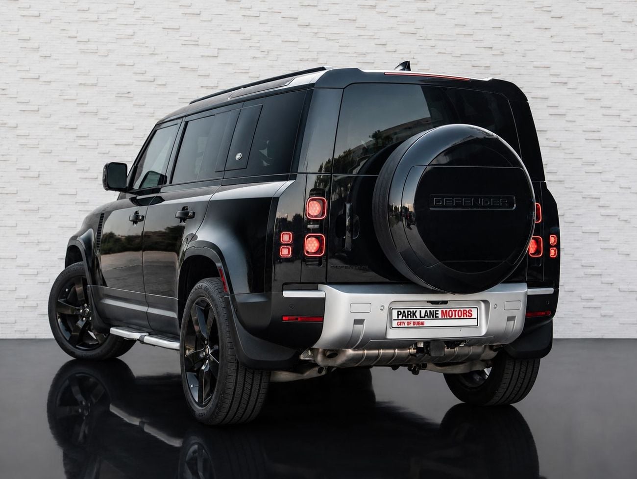 Land Rover Defender 110