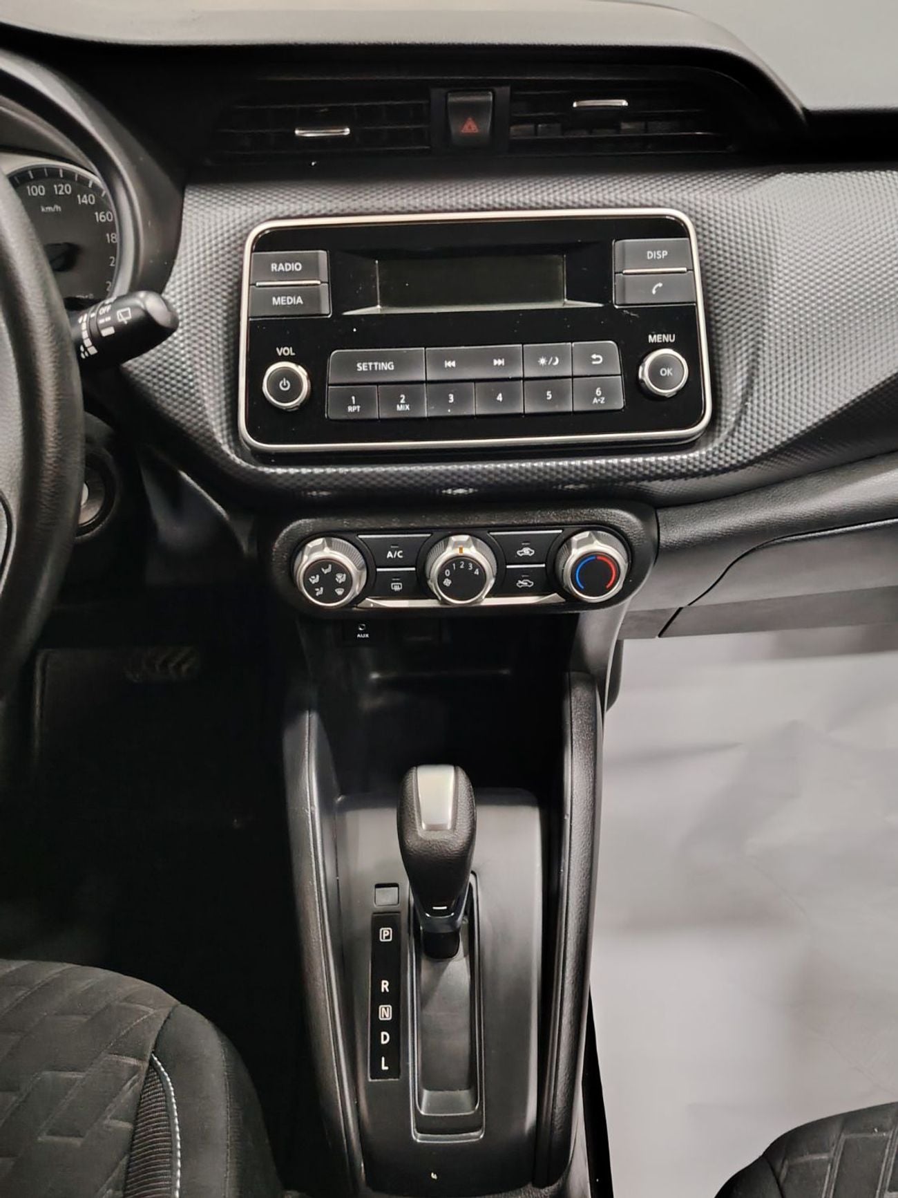 Nissan Kicks S
