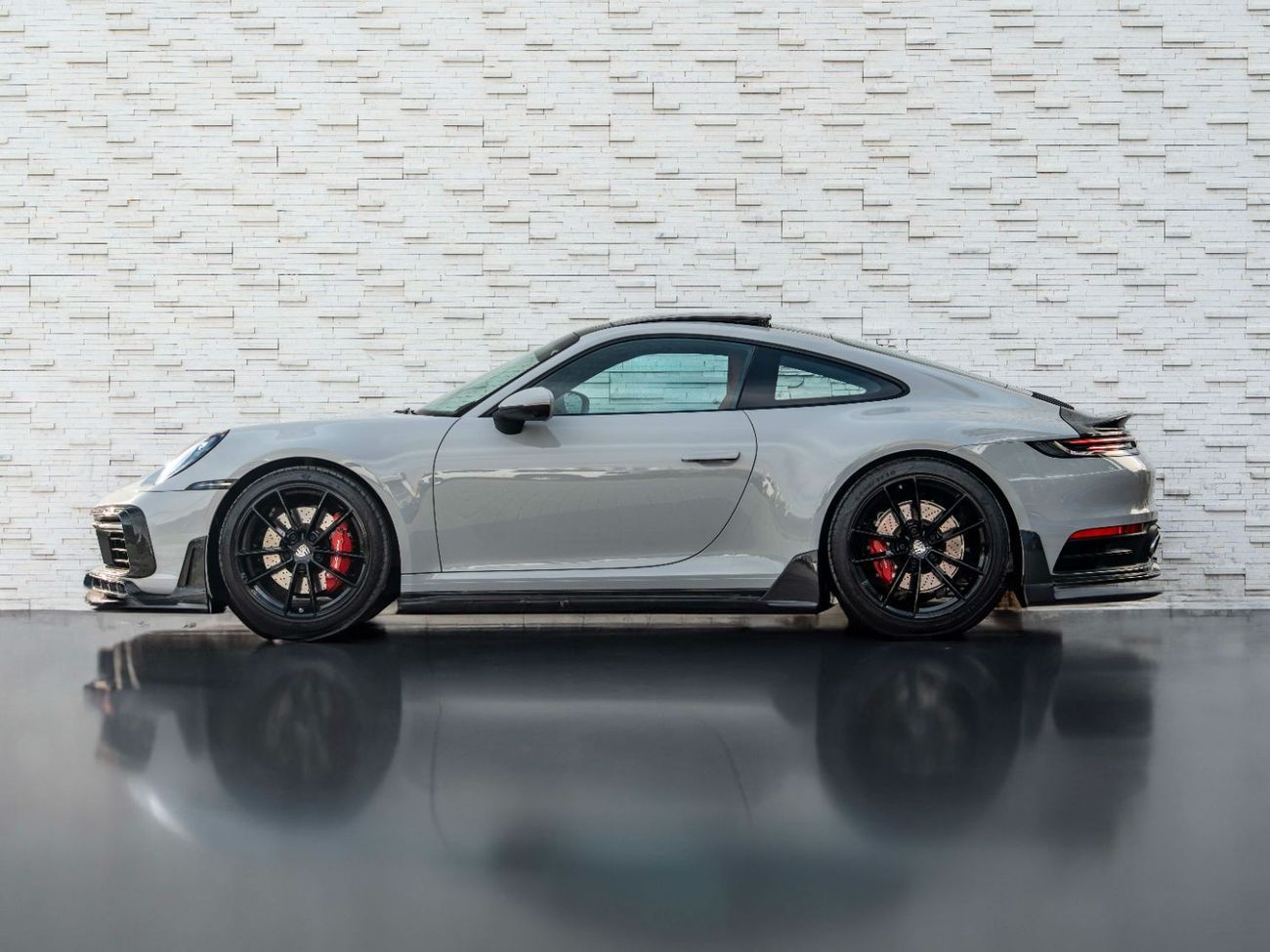 Porsche 911 Carrera S 3.0L (445 HP) Coupe