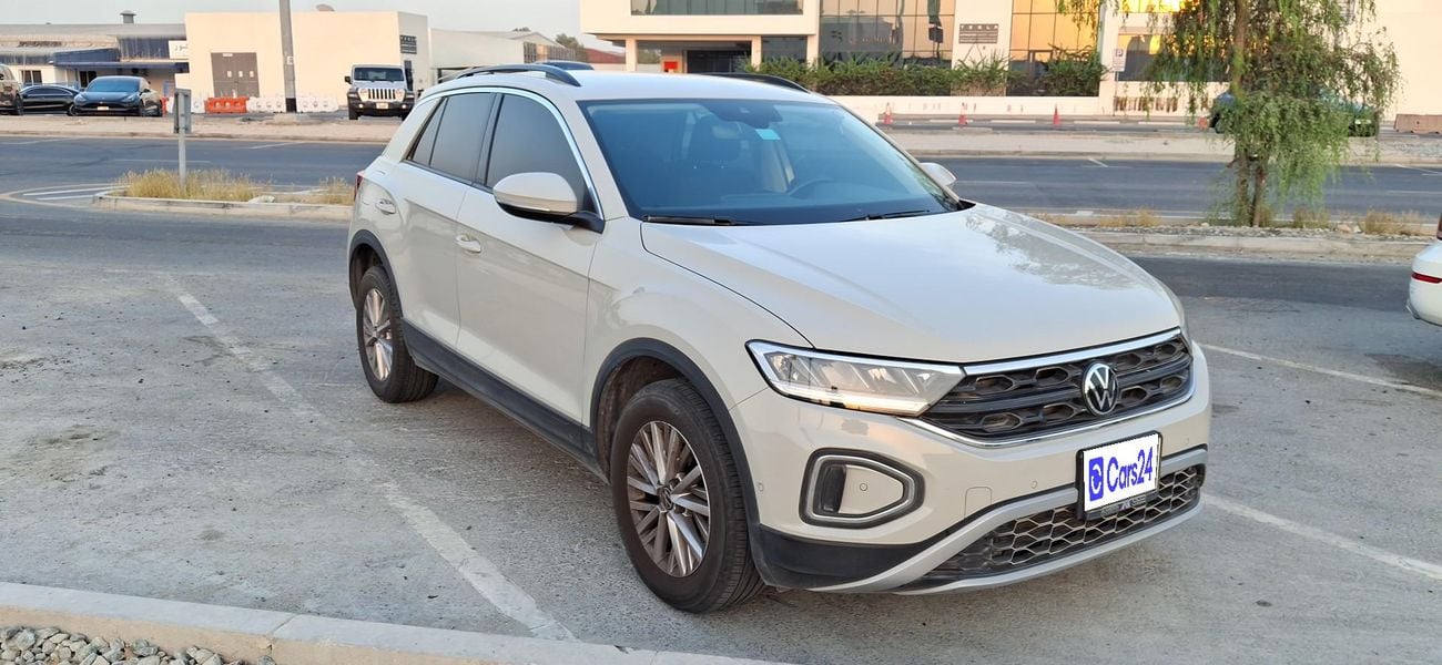 فولكس واجن T ROC 2024 LIFE+ | AED 1050/Month | 0 DP | 30 Day Return | Warranty