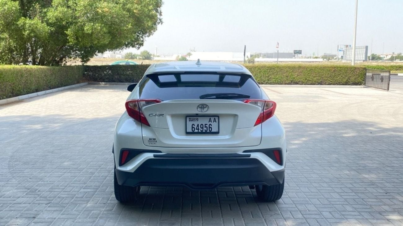 Toyota CHR XLE, 2.0L