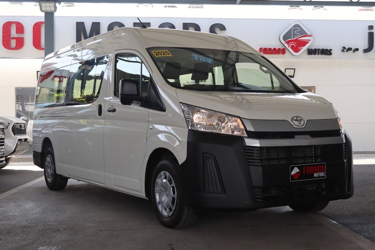 Toyota Hiace 3.5 V6 CARGO MANUAL TRANSMISSION **EXPORT ONLY**التصدير فقط خارج الخليج***