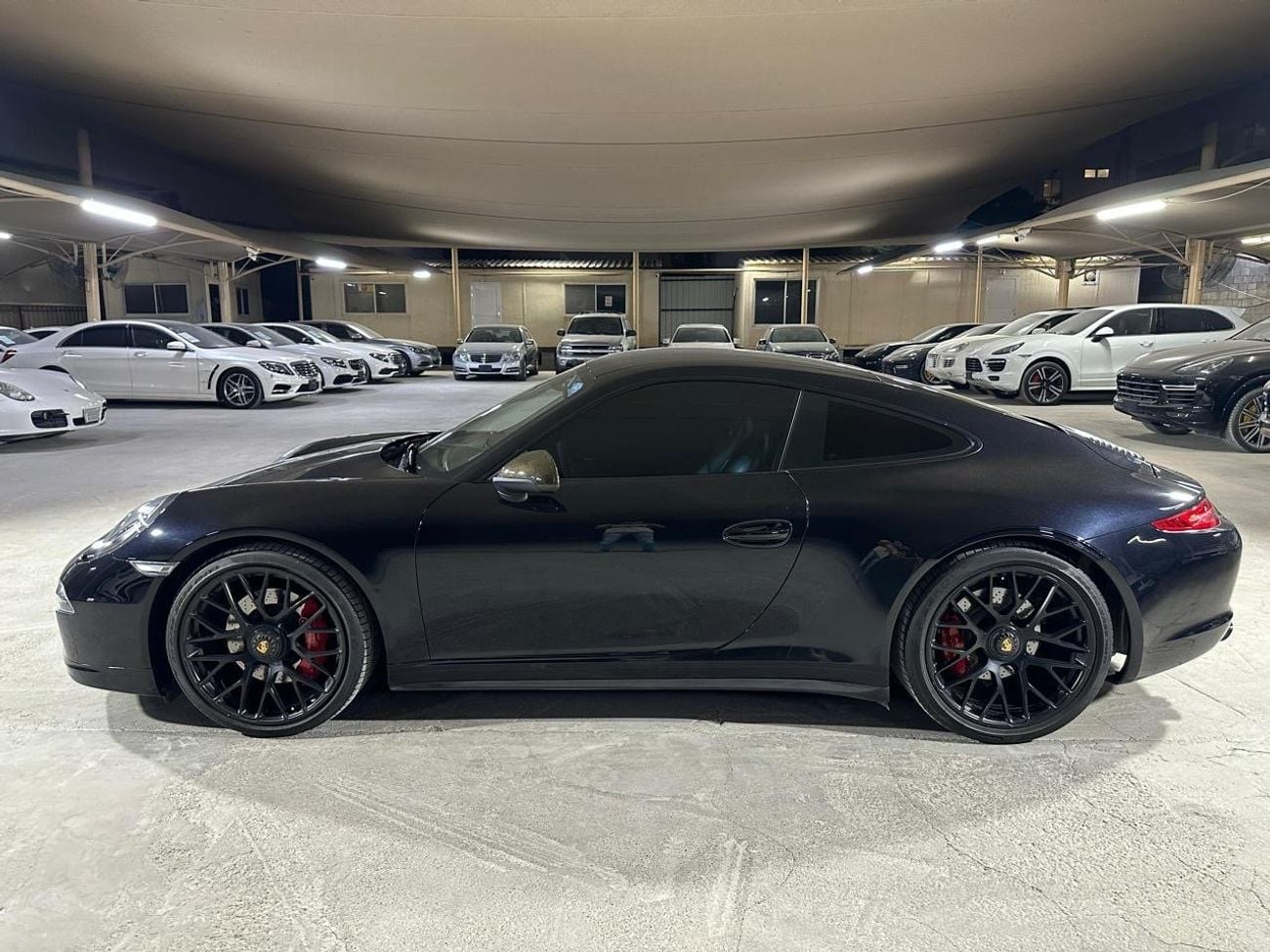 بورش 911 CARRERA 4GTS