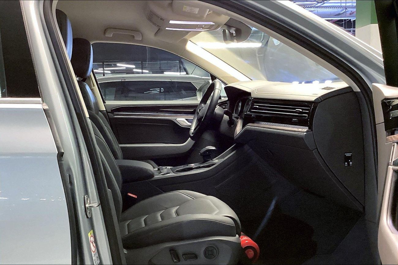 فولكس واجن طوارق Comfortline | شامل الضمان | 0 ﺪﻔﻋﺓ ﺃﻮﻟﻯ