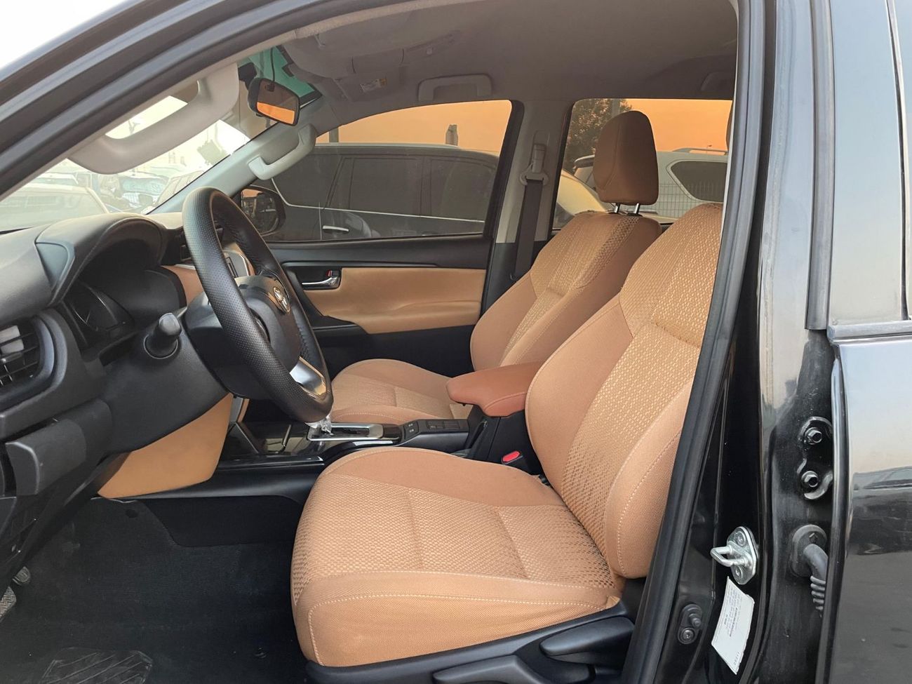 Toyota Fortuner EXR 2.7L (160 HP)