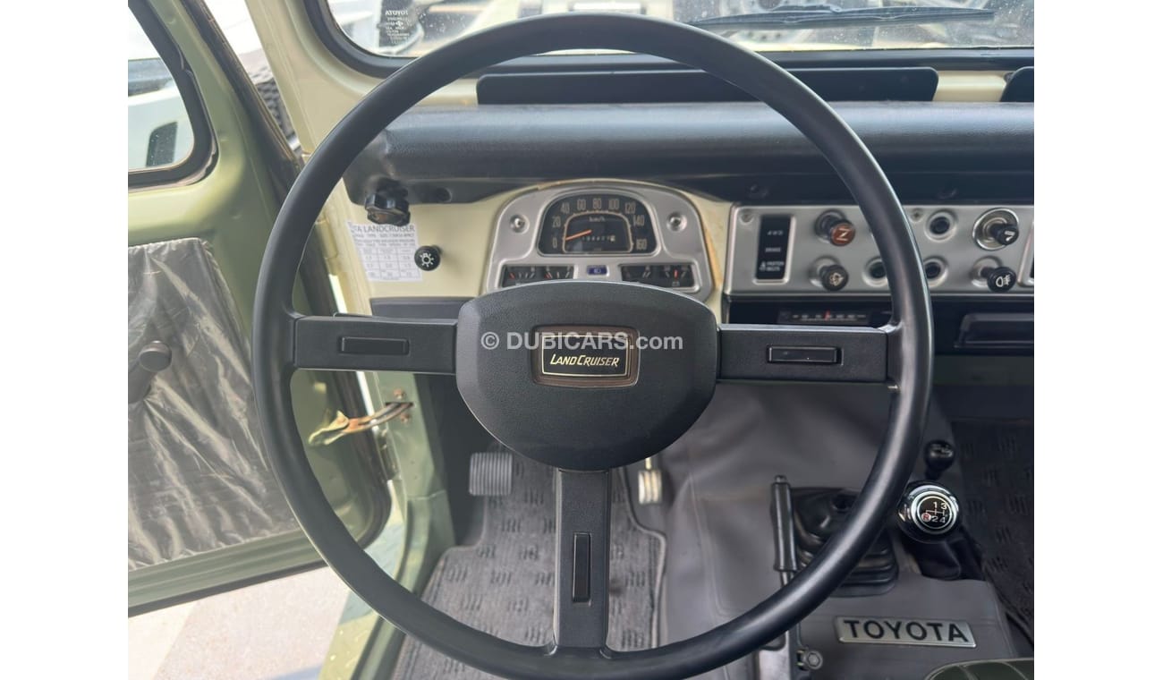 Toyota Land Cruiser Pick Up 1984 MODEL: USED TOYOTA LAND CRUISER PICKUP 4.0 M/T