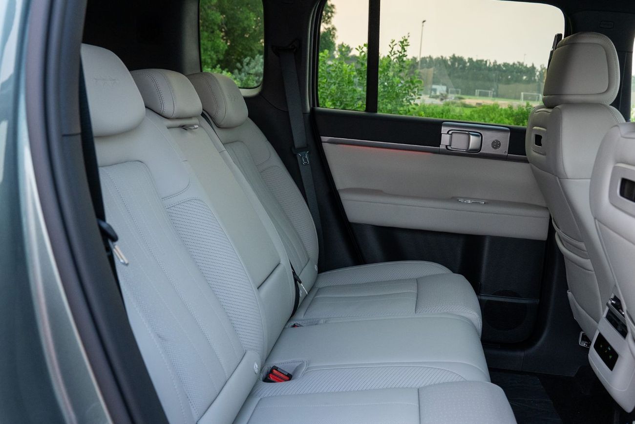 BYD Leopard Titanium 7