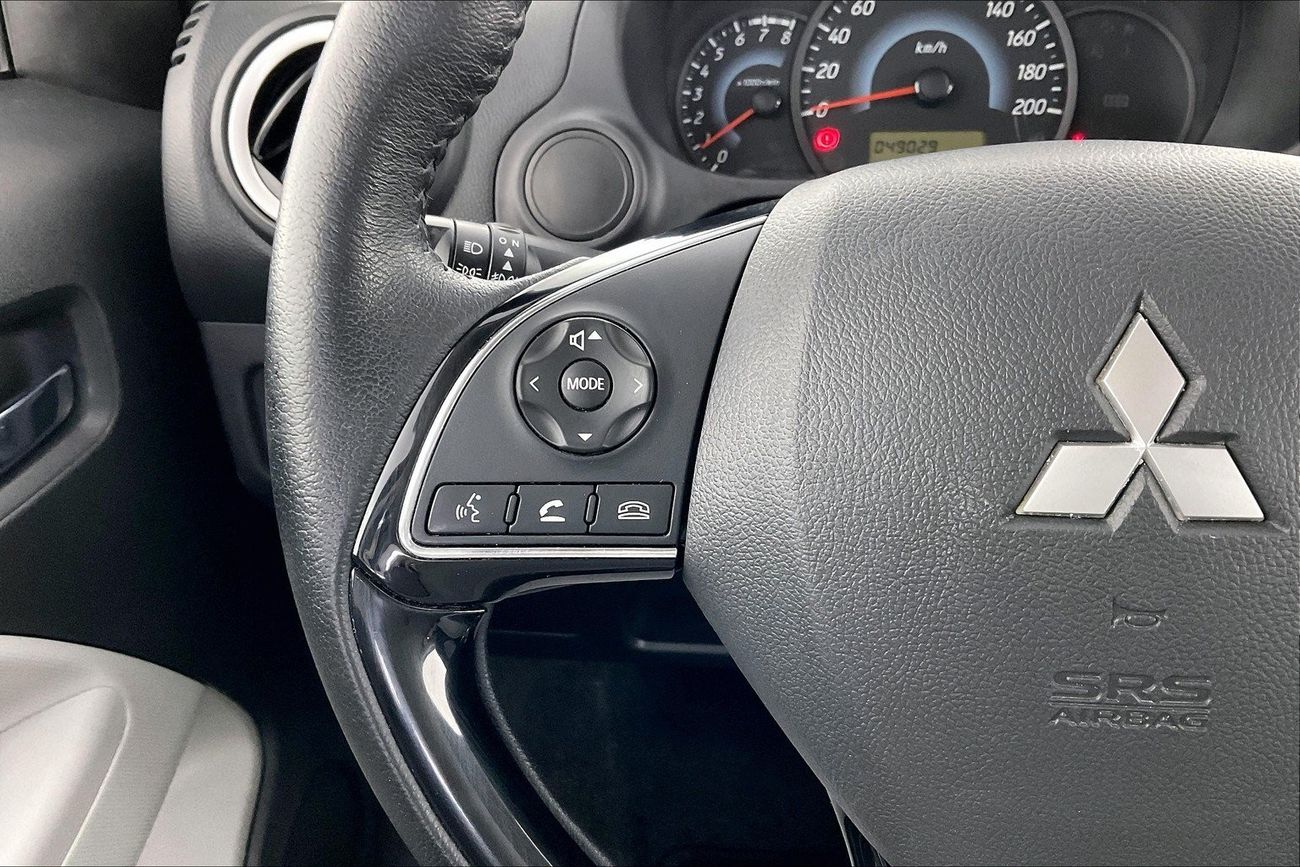 بي أم دبليو 318i Standard | ضمان مجاني لمدة عام | 0 دفعة أولى