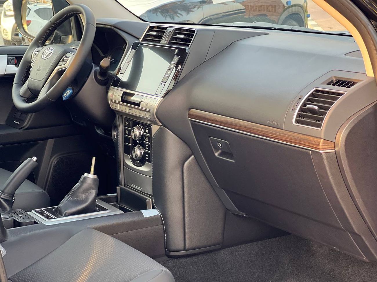 Toyota Prado VX+ 4.0L PTR A/T // 2023 // HIGH OPTION WITH POWER & LEATHER & COOLING SEATS , DVD & BACK CAMERA //