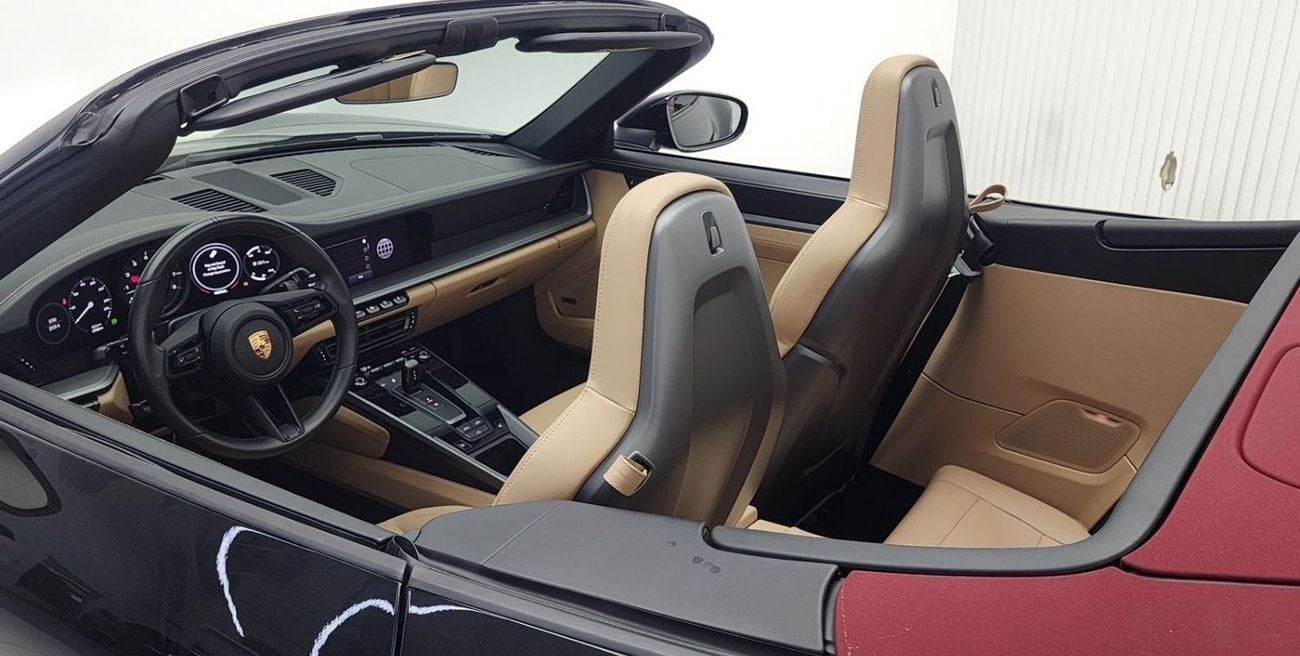 Porsche 911 CARRERA S Carrera 4 3.0L (444 HP) Convertible