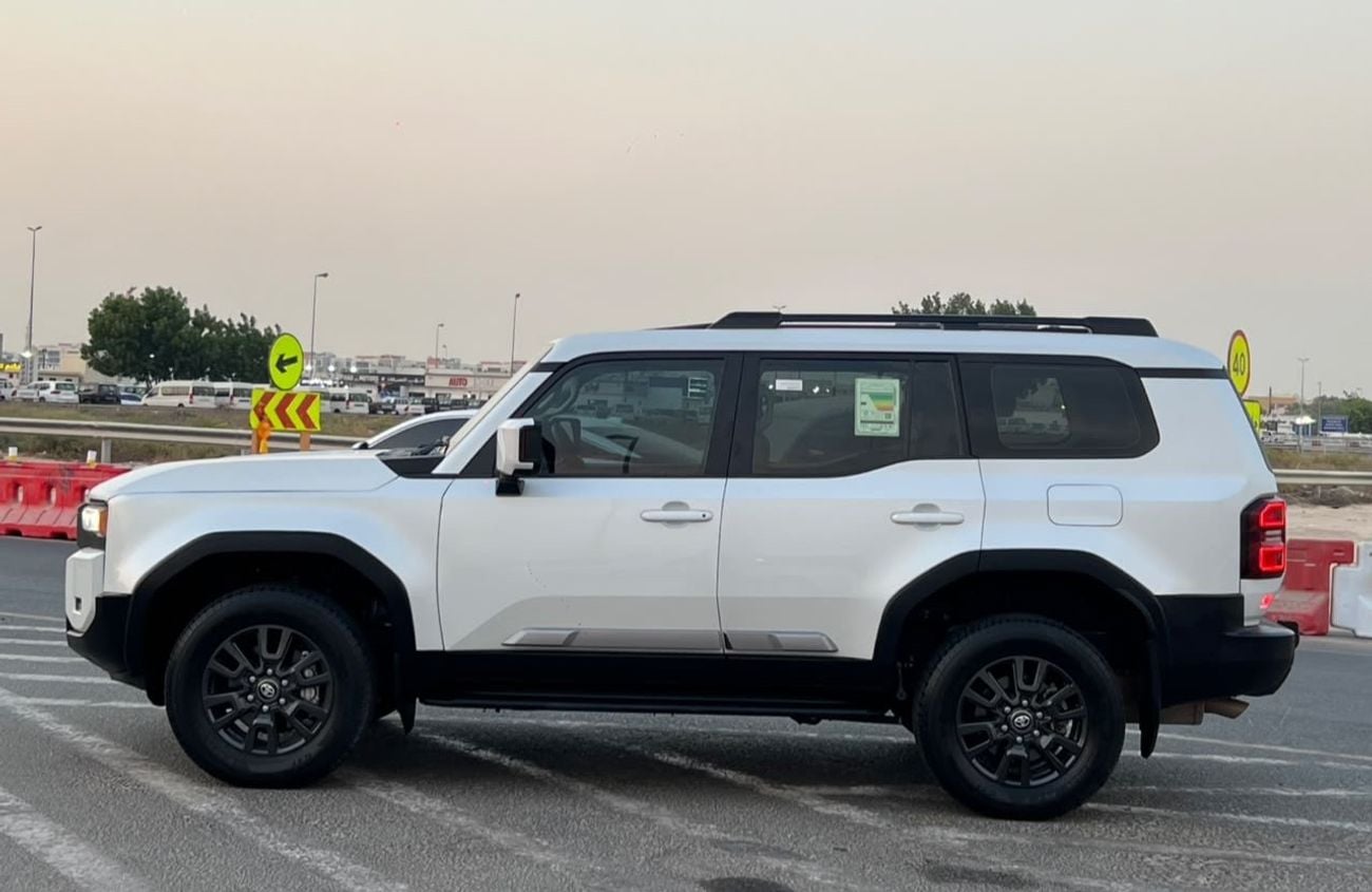 Toyota Land Cruiser 2024 Toyota Land Cruiser Prado TX TURBO Full Option 2.4L V4 - Sunroof - 4x4 - Cool Box - Leather Sea