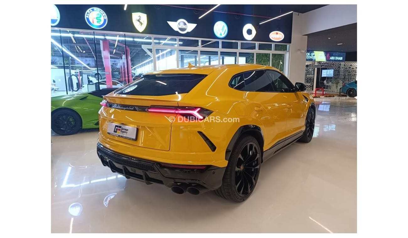 Lamborghini Urus Lamborghini Urus 2022 / 17000KM/ 5 years warranty and service contract