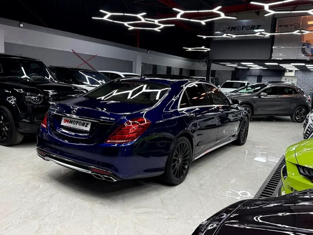 مرسيدس بنز S 63 AMG Std 5.5L