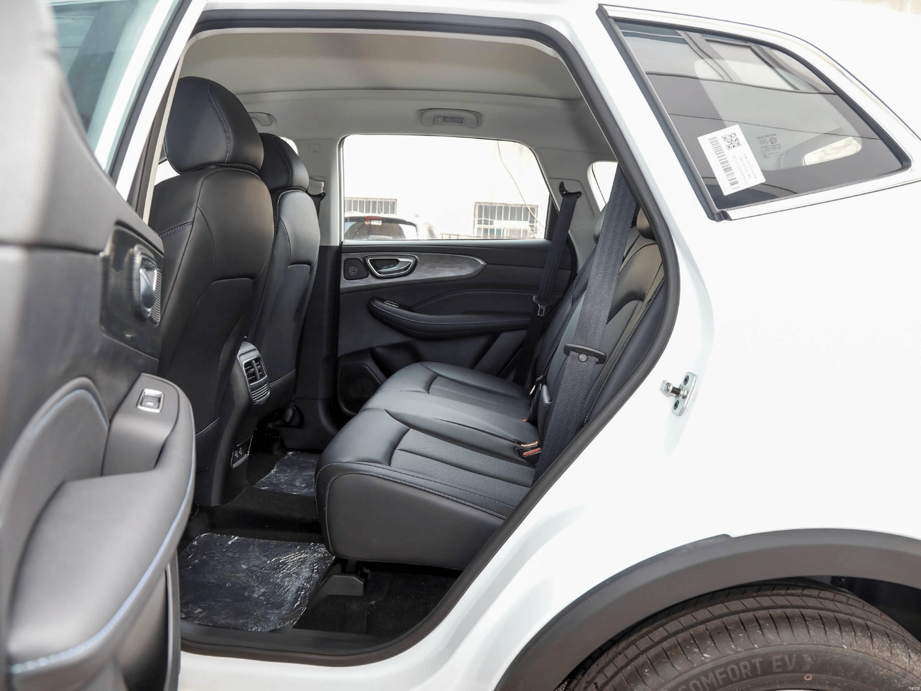 رووي RX5 ROEWE RX5 PLUS 2025 1.5A/T(MG RX5 CHINA VERSION)