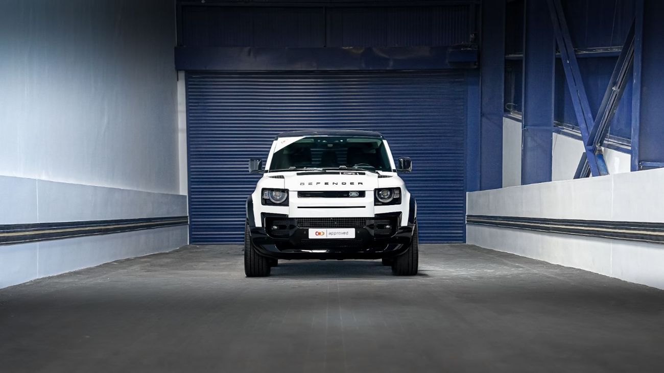 Land Rover Defender P400 90 X-Dynamic HSE 3.0L (5 Seater) UAE's Very Best Example | AED 3,877 Per Month