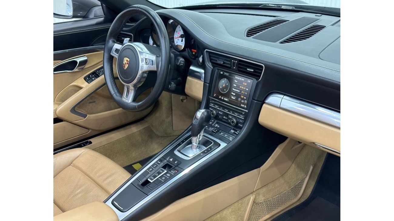 Porsche 911 2014 Porsche 911 Carrera S, Full Service History, GCC