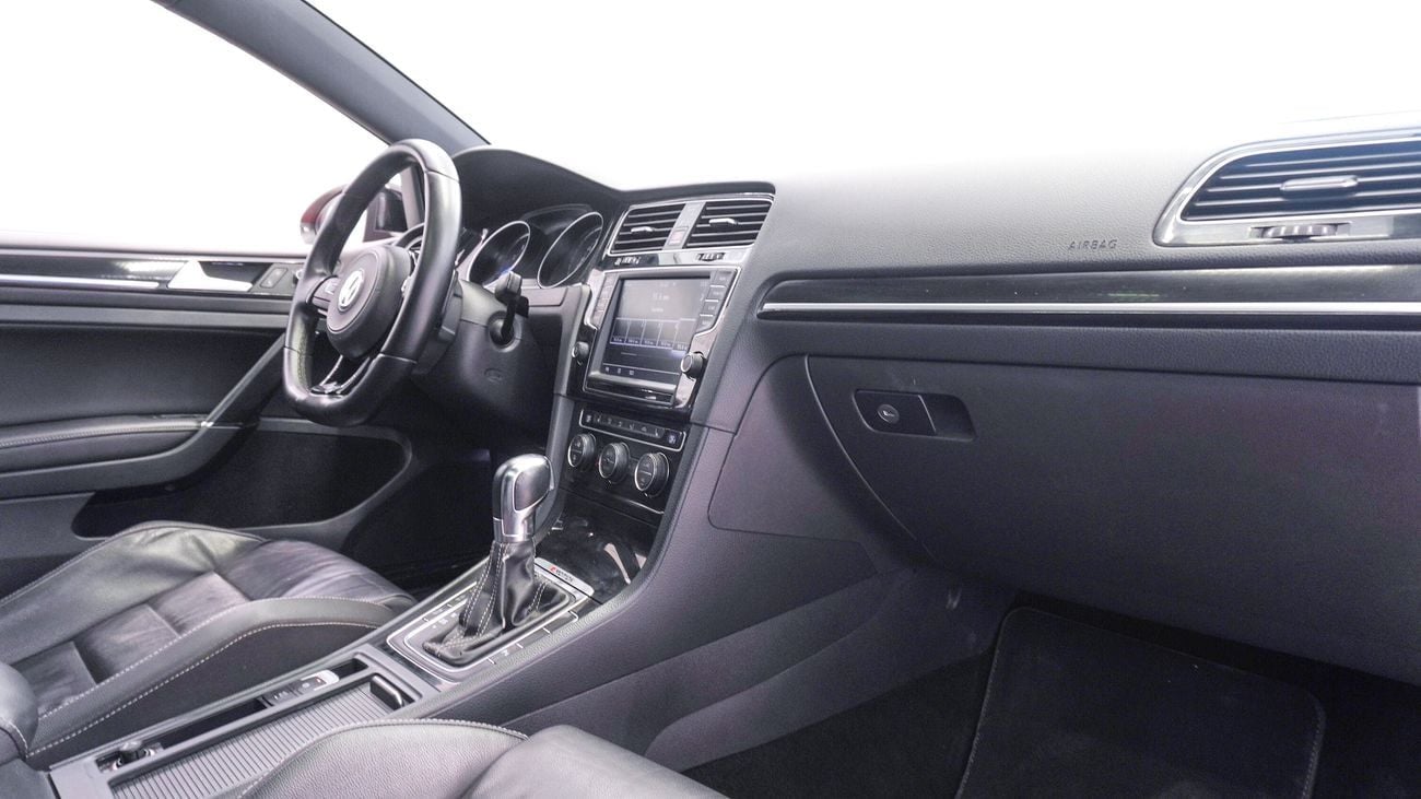 فولكس واجن جولف ار 4MOTION