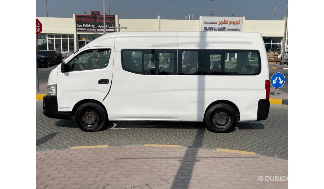 Nissan Urvan Nissan urvan 2016 model manual transmission high Roof in excellent condition