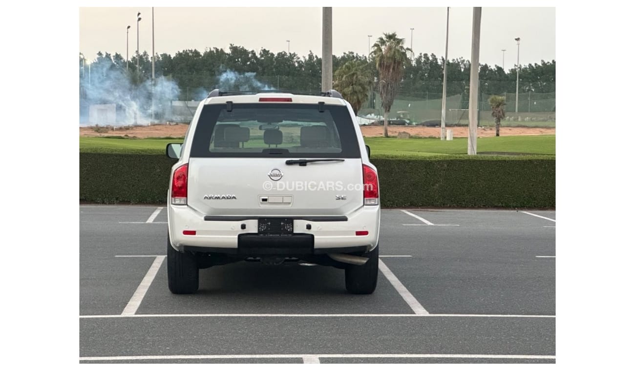 Nissan Armada MODEL 2014 GCC CAR PERFECT CONDITION INSIDE AND OUTSIDE FULL OPTION SUN ROOF LEATHER SEATS