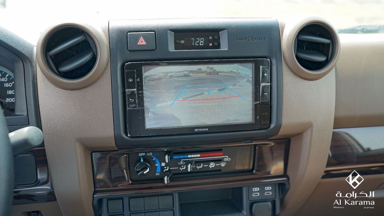 Toyota Land Cruiser 70 Toyota Land Cruiser 76 | 2.8L | 4WD Manual Drive | GCC | Rear Camera | Power Mirrors