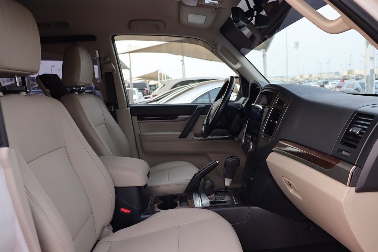 Mitsubishi Pajero GLS Highline Mitsubishi Pajero GLS 3.8L / GCC / 2020 / Free Accident