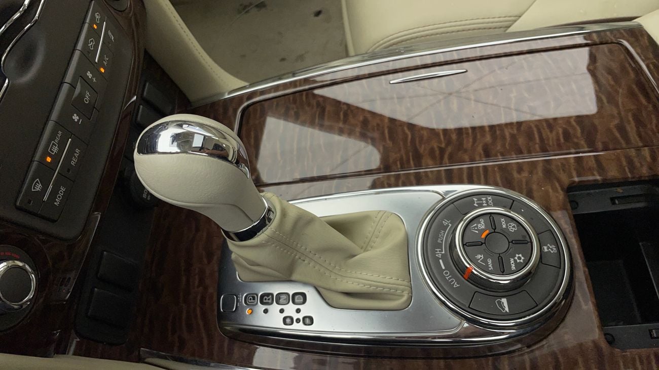 Nissan Patrol SE PLATINUM 4 | Zero Down Payment | Home Test Drive