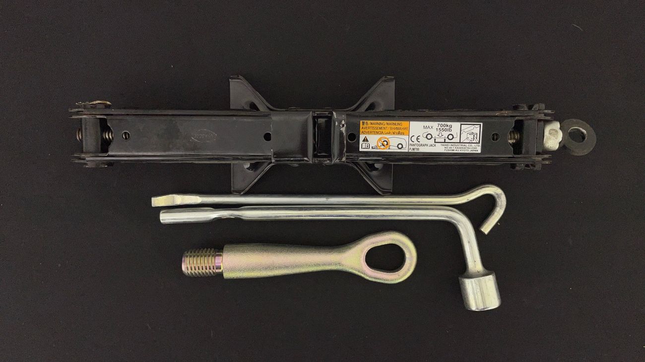 ميتسوبيشي اتراج GLX HIGHLINE 1.2 | بدون دفعة مقدمة | اختبار القيادة في المنزل