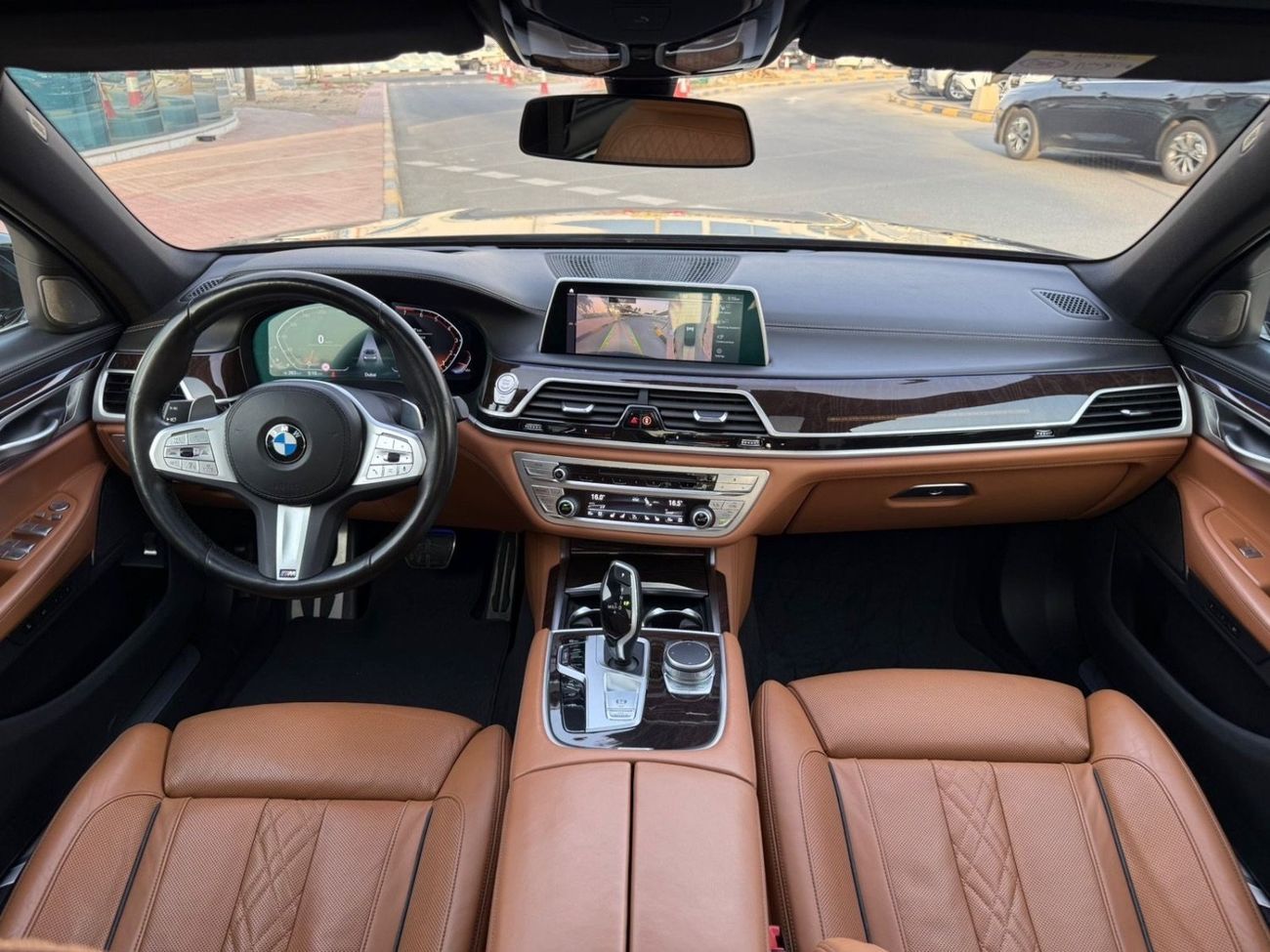 بي أم دبليو 730Li Exclusive 2.0L