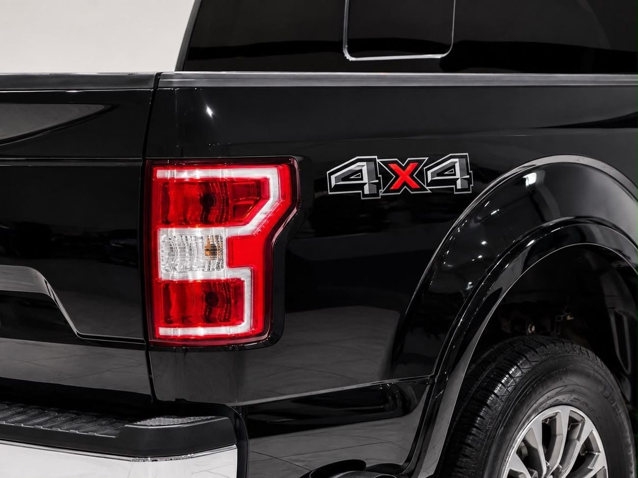 Ford F-150 LARIAT