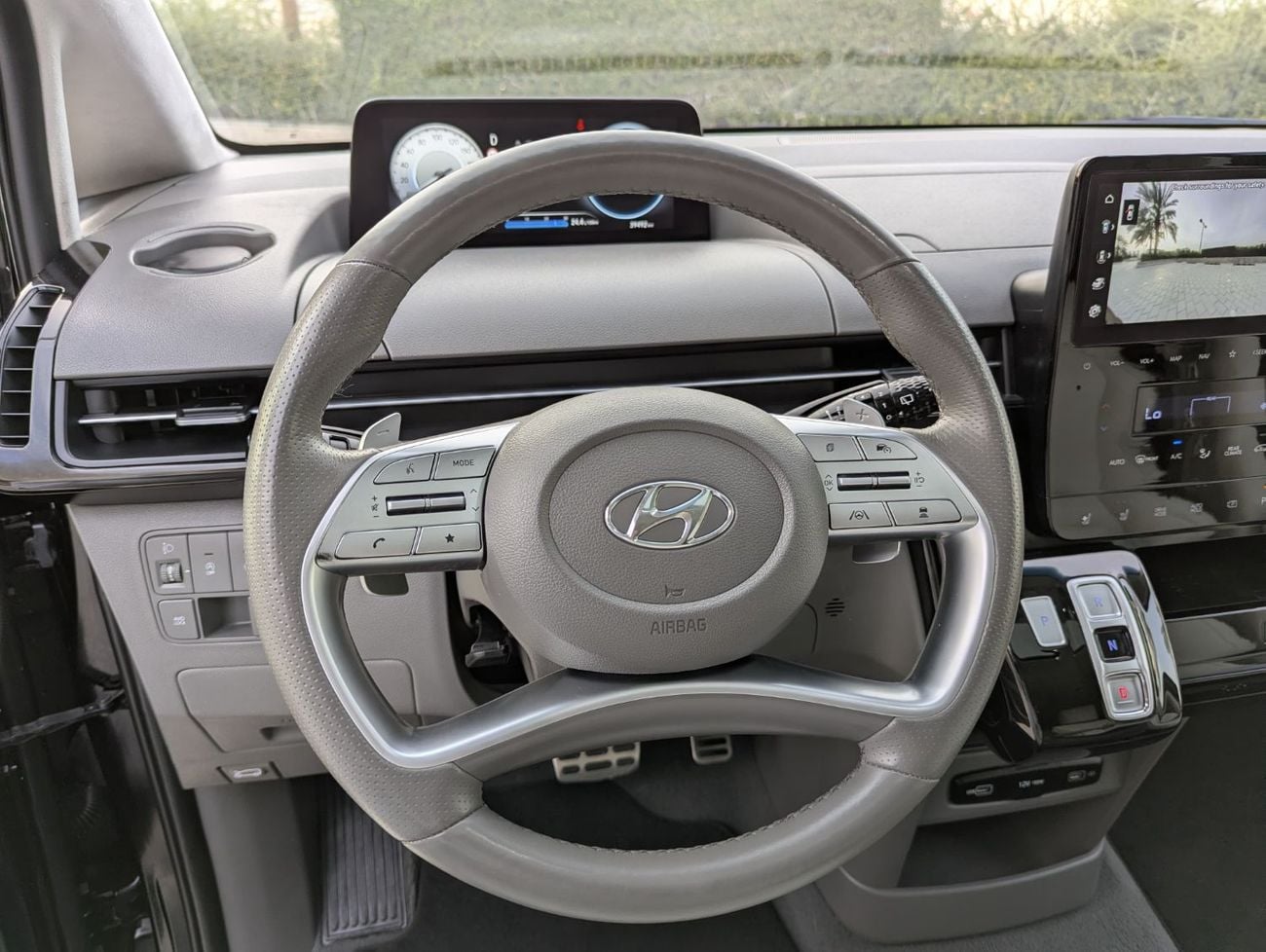 هيونداي ستاريا Hyundai staria 2022 LHD black colour