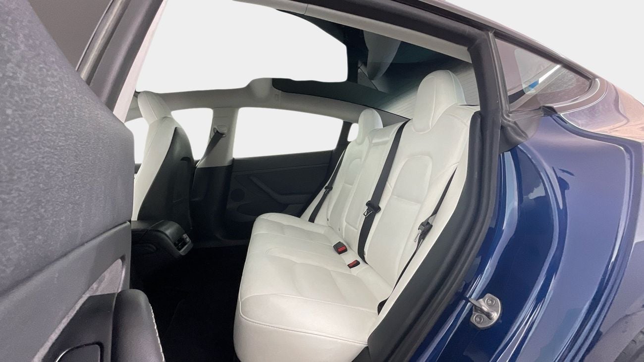 Tesla Model 3 BEV RWD 18ALW WHITE PEARL ALL BLACK INTE | Guaranteed Warranty | 0 Down Payment