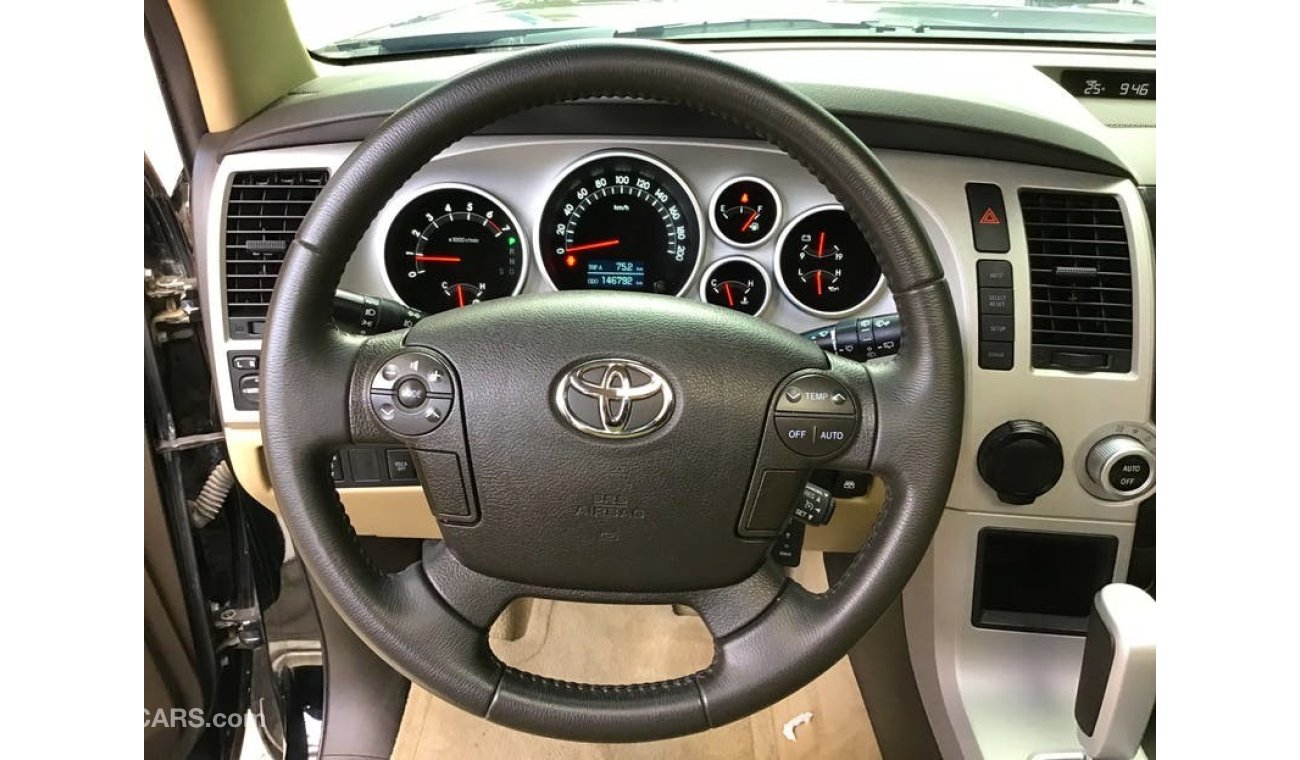 Toyota Sequoia