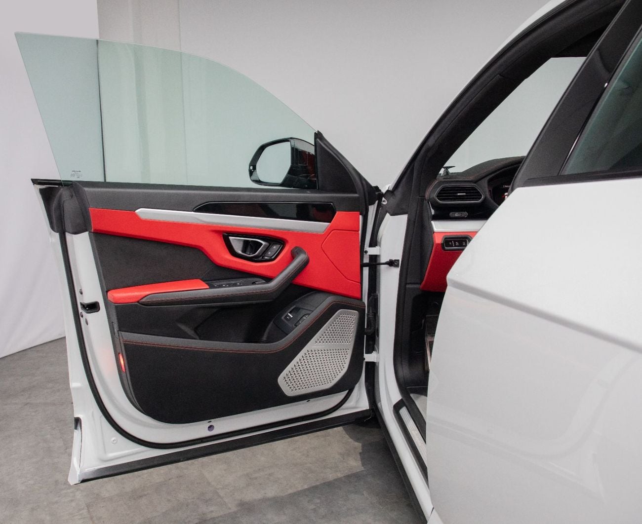 Lamborghini Urus STD