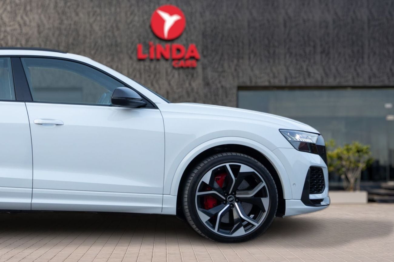 Audi RSQ8 TFSI quattro 4.0L