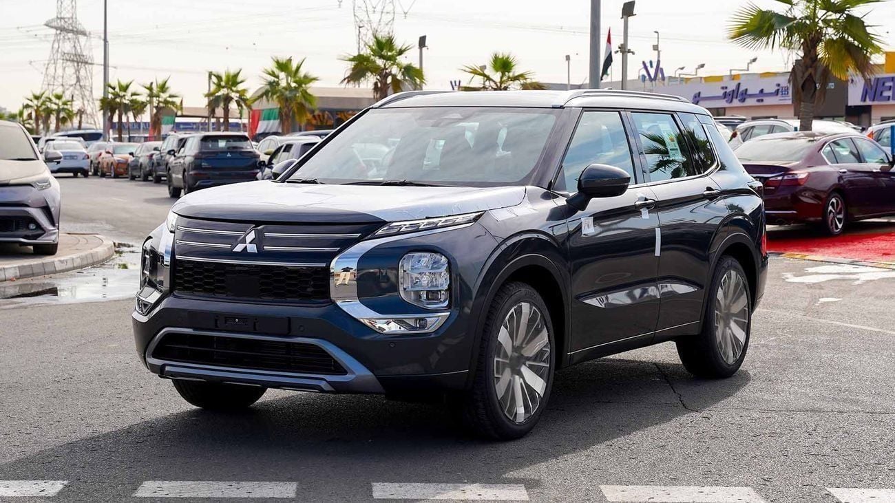ميتسوبيشي آوتلاندر HIGHLINE ميتسوبيشي أوتلاندر 2026 – الفئة المميزة (G09) 2.5 لتر | SUV بسبعة مقاعد | مواصفات الخليج |