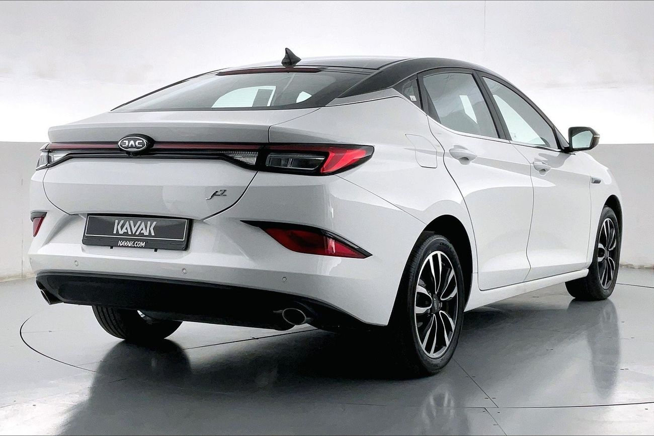 JAC J7 Intelligent | 1 year free warranty | 1.99% financing rate | Flood Free