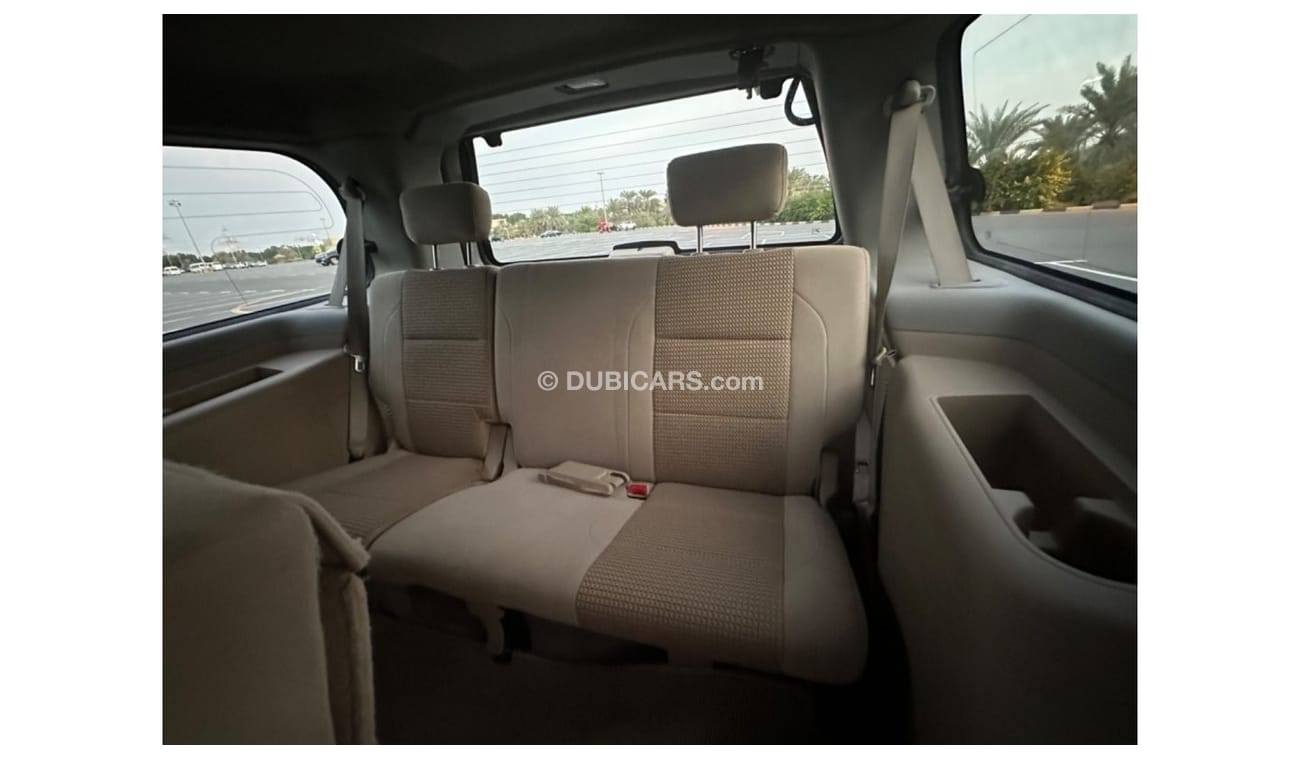 Nissan Armada MODEL 2014 GCC CAR PERFECT CONDITION INSIDE AND OUTSIDE FULL OPTION SUN ROOF LEATHER SEATS