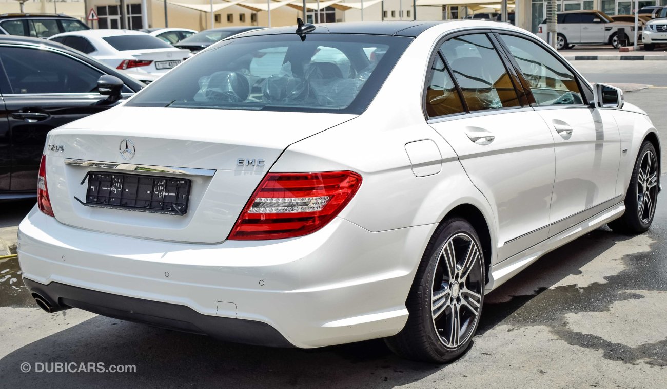 Mercedes-Benz C200 0% Down payment - VAT included