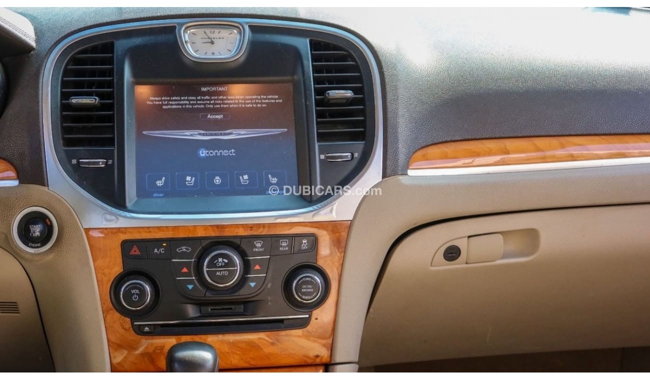 كرايسلر 300C بلس