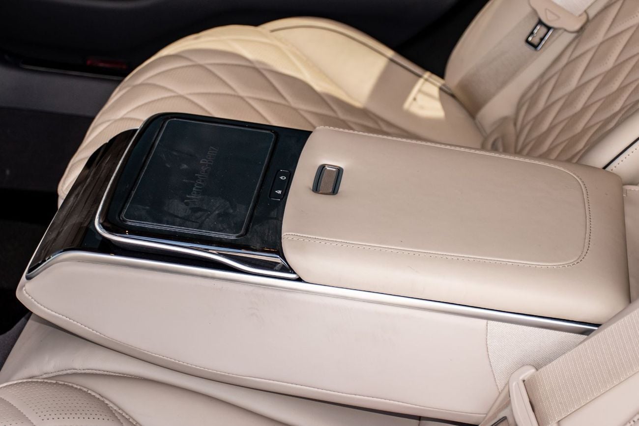 Mercedes Benz S450 AMG