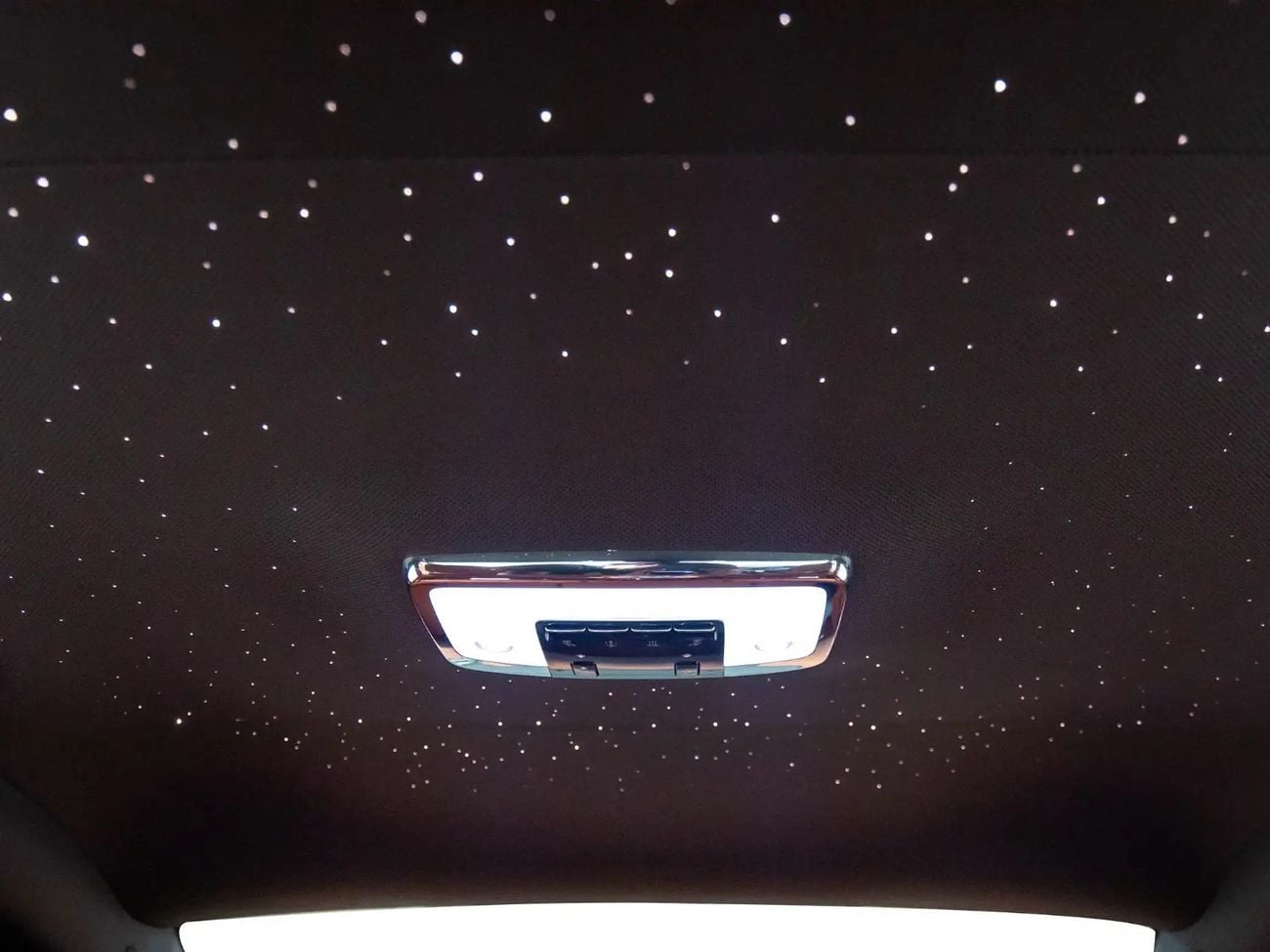 Rolls Royce Ghost Silver Badge