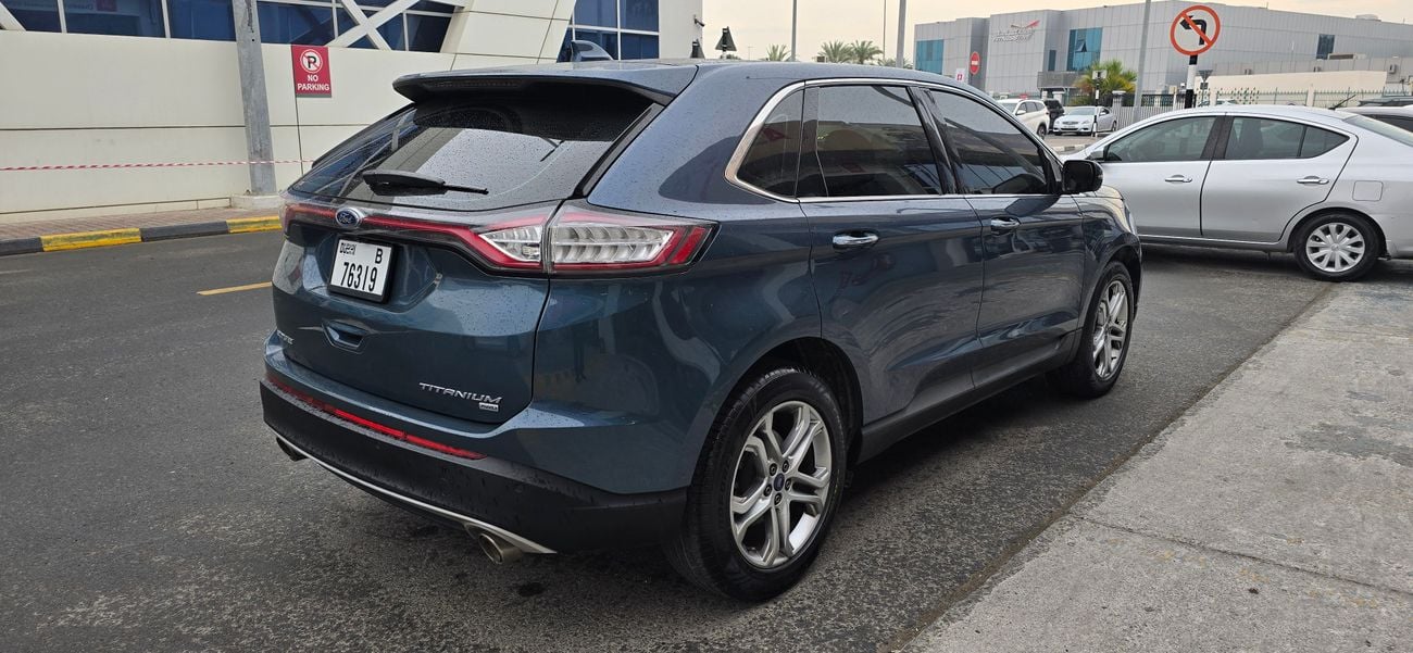 فورد إدج Titanium