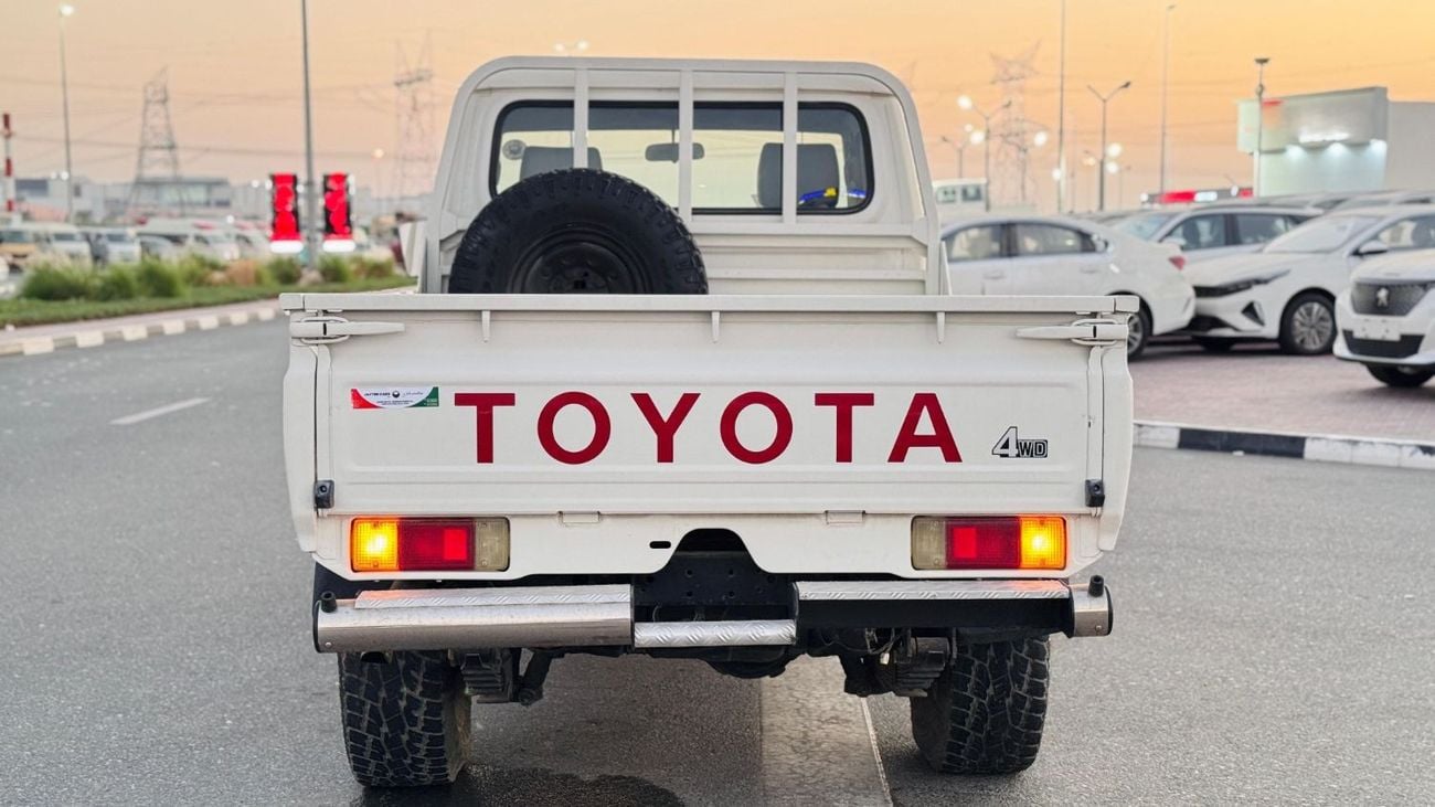 تويوتا لاند كروزر بيك آب SINGLE CABIN | 2016 | 4.5L DIESEL | MANUAL TRANSMISSION | RHD | AIR SNORKEL