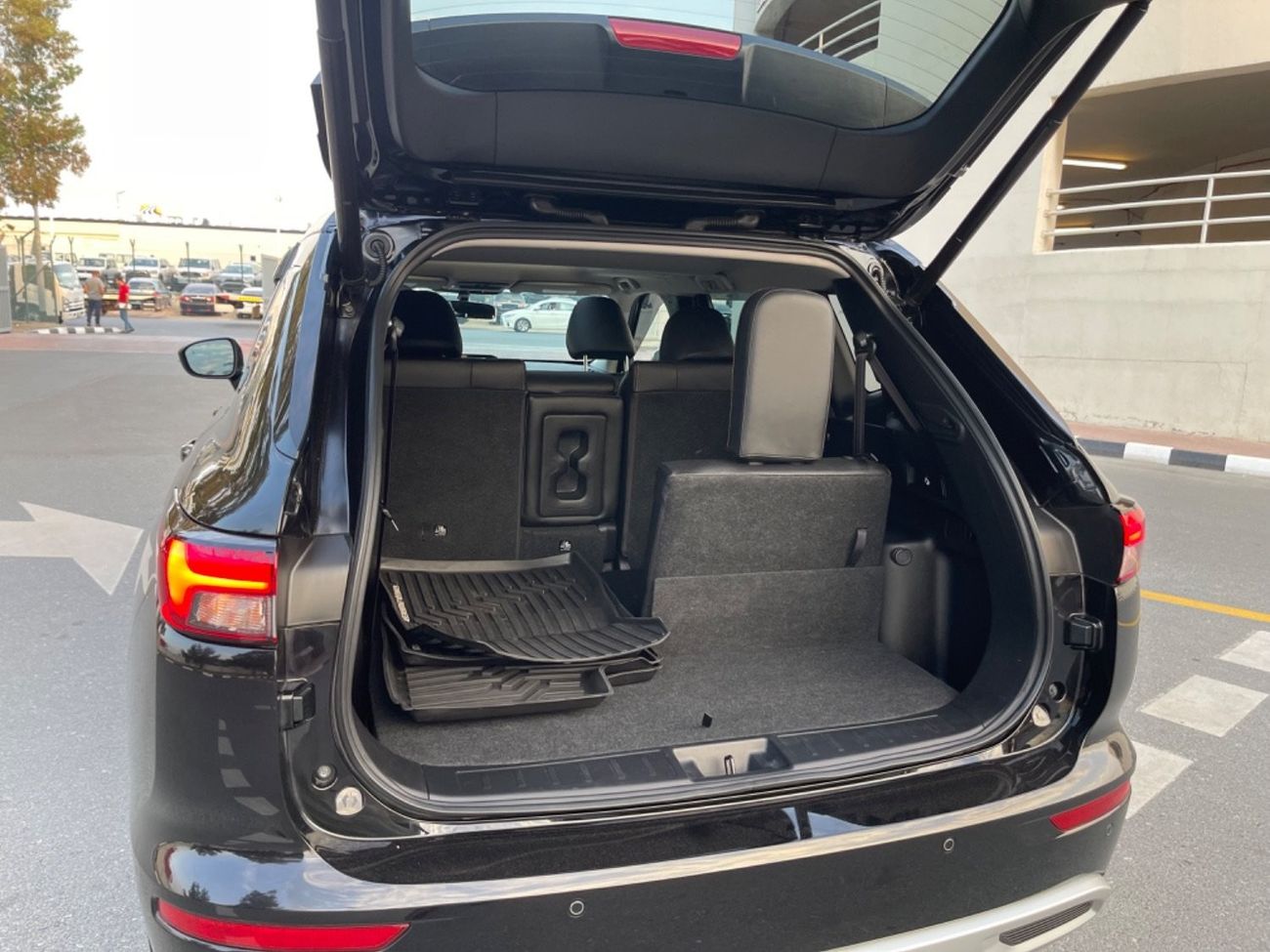 Mitsubishi Outlander Panorama 360 cameras AWD