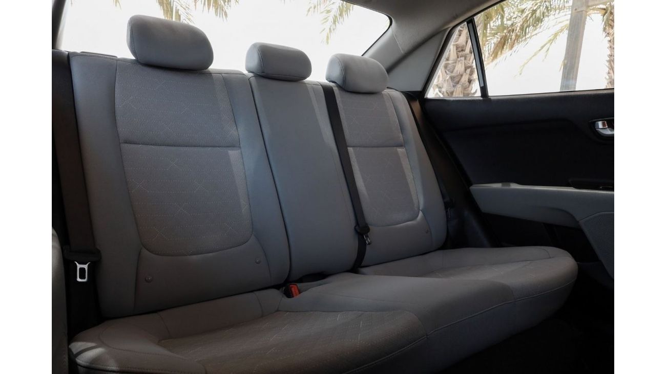 Kia Rio Kia Rio 2021 GCC under Agency Warranty with Flexible Down-Payment.