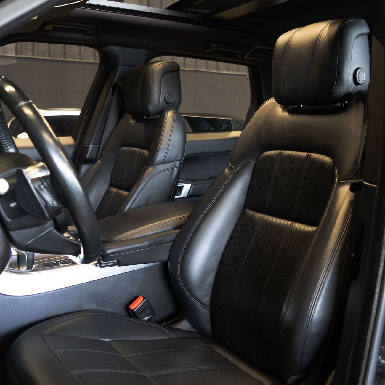 Land Rover Range Rover Sport HSE 3.0L (340 HP) AED 2,299  P.M • 0% Downpayment • Range Rover Sport HSE • 1 Year Warranty
