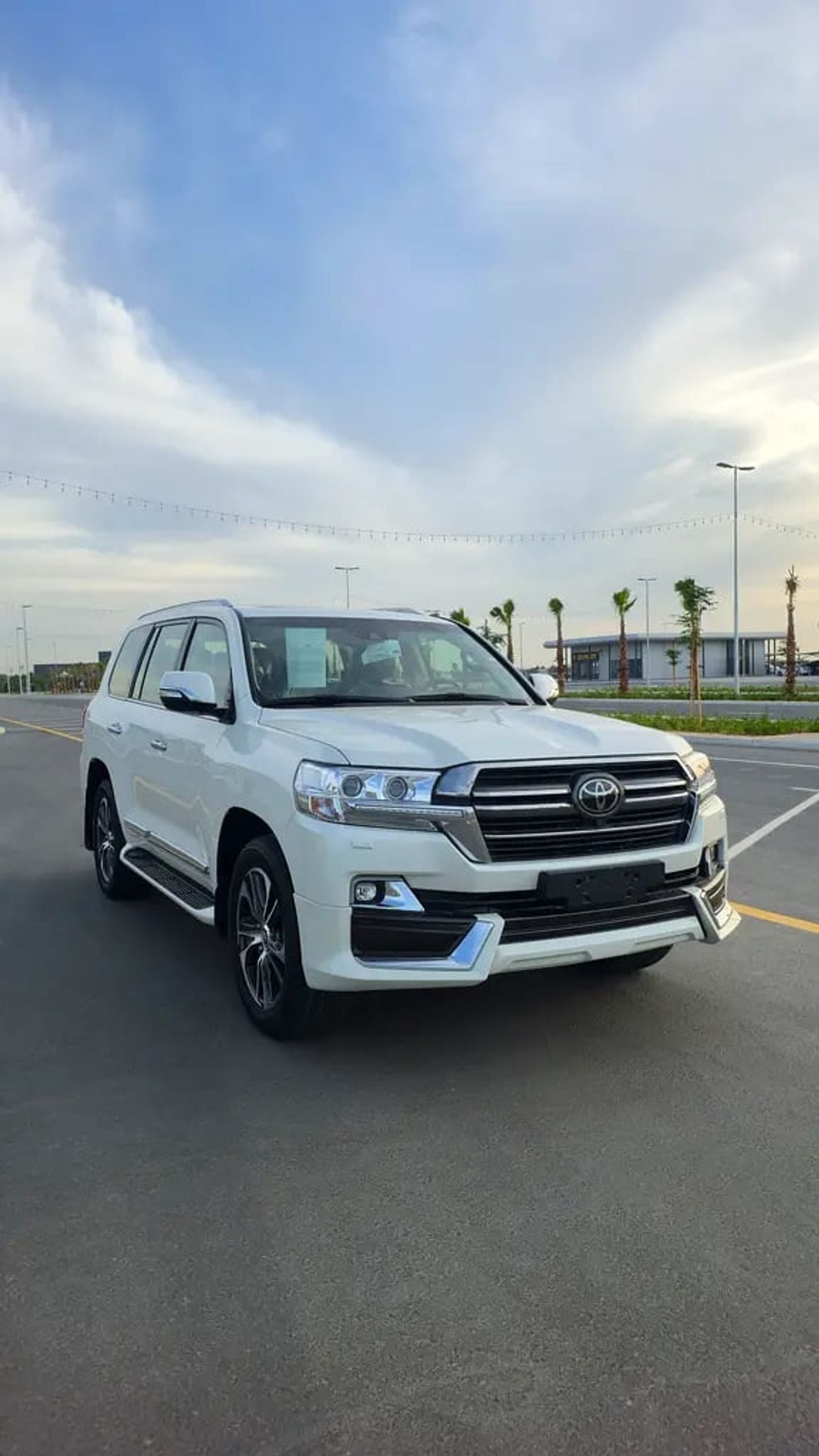 Toyota Land Cruiser VXR KM - GCC Specs