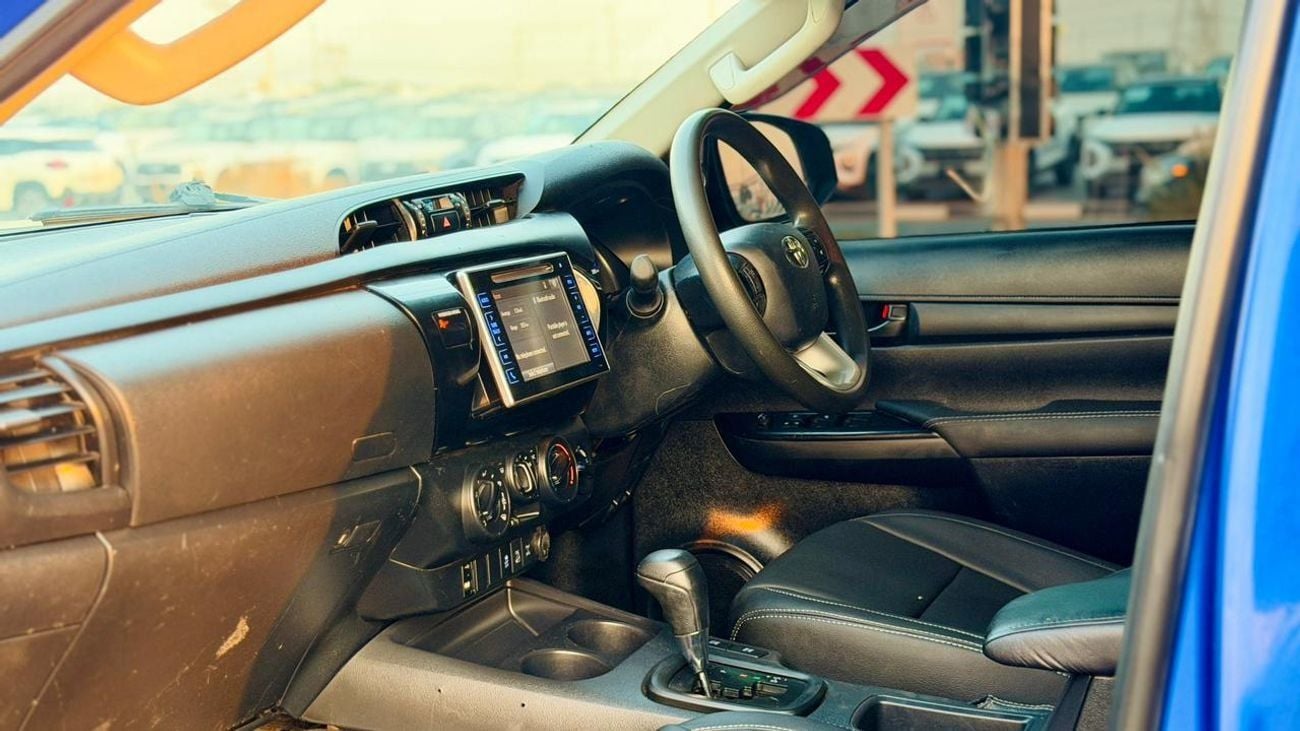 Toyota Hilux OFF-ROAD MODIFIED | HEAVY BULL BAR | AT | RHINO ROOF RACK | BOOT COVER