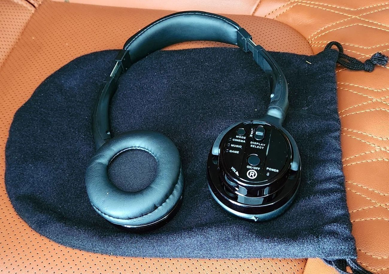 Nissan Patrol LE PLATINUM V8 5.6L-8CYL RADAR FULL OPTION - ORIGINAL PAINT - GCC SPECIFICATION