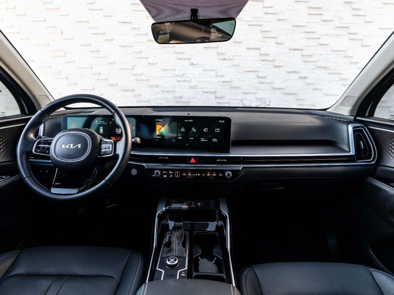 Kia Sorento Std 2.5L FWD